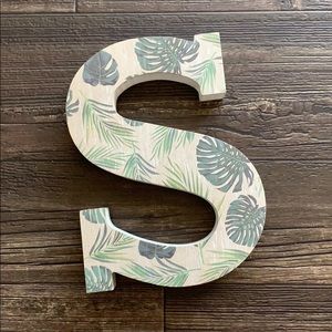 Decorative tropical wooden “S”